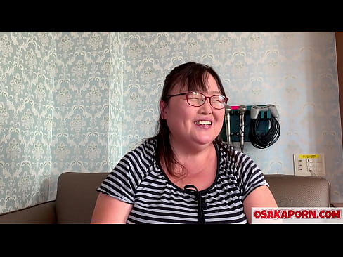 ❤️ Fat Japanese mom a 'sealltainn a h-mòr tits agus a' còrdadh ri feise dèideag. Tha màthair Àisianach 51-bliadhna a’ bruidhinn mun eòlas gnèitheasach aice. Yukiko 1 OSAKAPORN milf reamhar ❤️ Porno aig gd.myteporn.ru ﹏